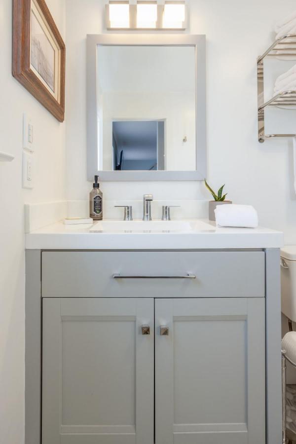 Nantucket Penthouse - Walk To Restaurants Beaches Activies & So Much More Half Moon Bay Exterior photo